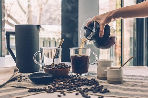 Как правильно заварить кофе в чашке